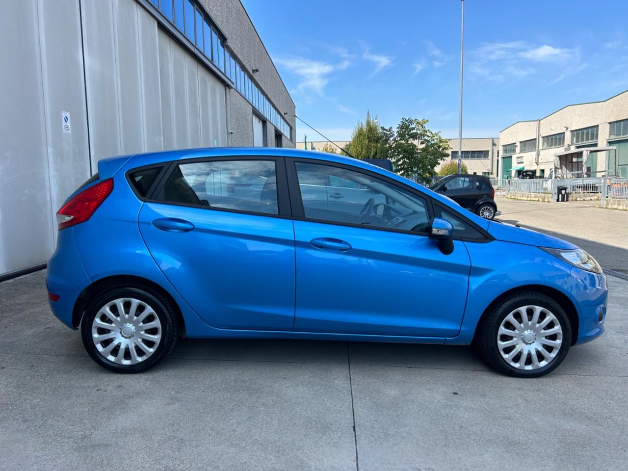 Ford Fiesta 1.4 5 porte Bz.- GPL