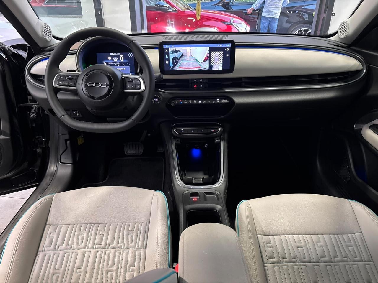 FIAT 600 HYBRID DCT MHEV "LA PRIMA" IVA ESPOSTA