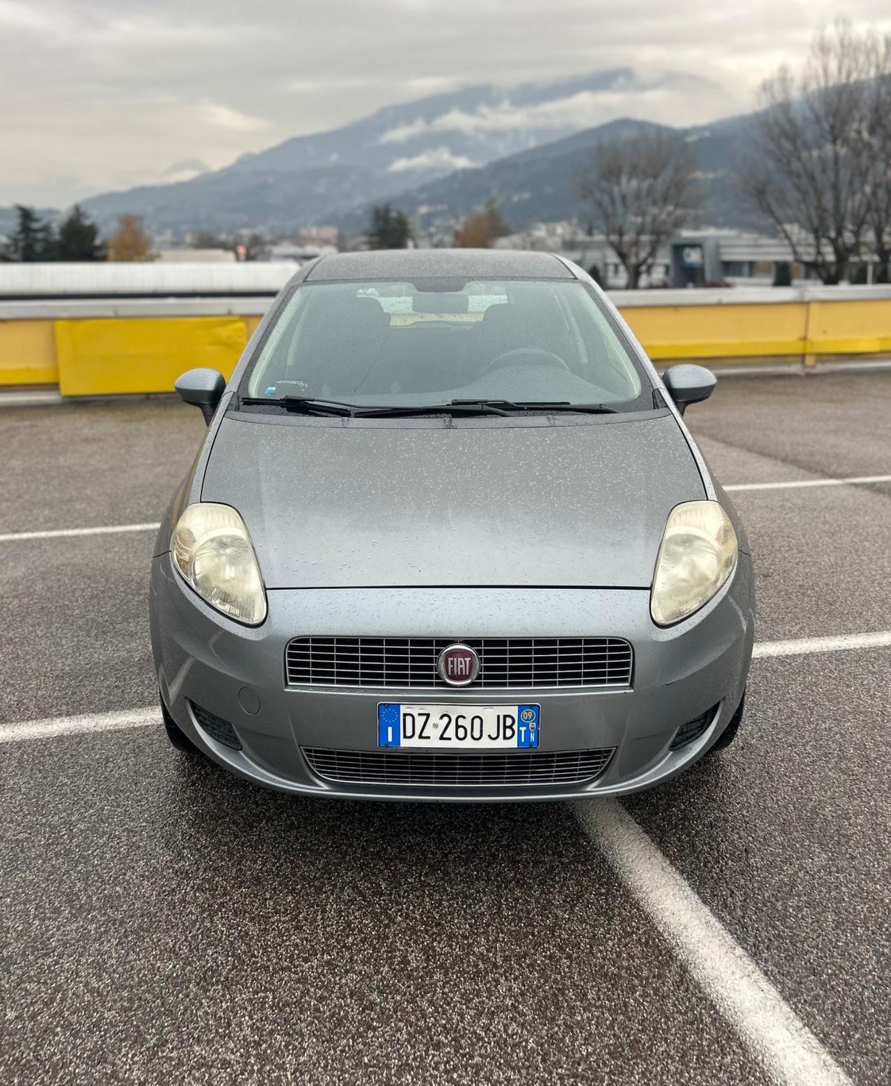 Fiat Grande Punto Dynamic Neopatentati 2009