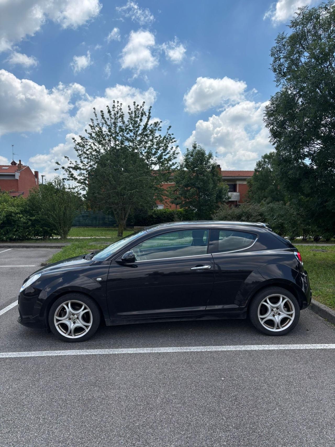 Alfa Romeo MiTo 1.3 JTDm-2 95 CV S&S Distinctive Sport Pack