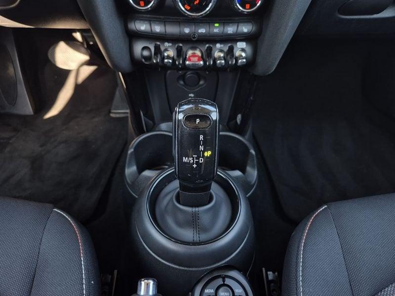 MINI Mini 5 porte Mini 5p 1.5 Cooper Essential auto