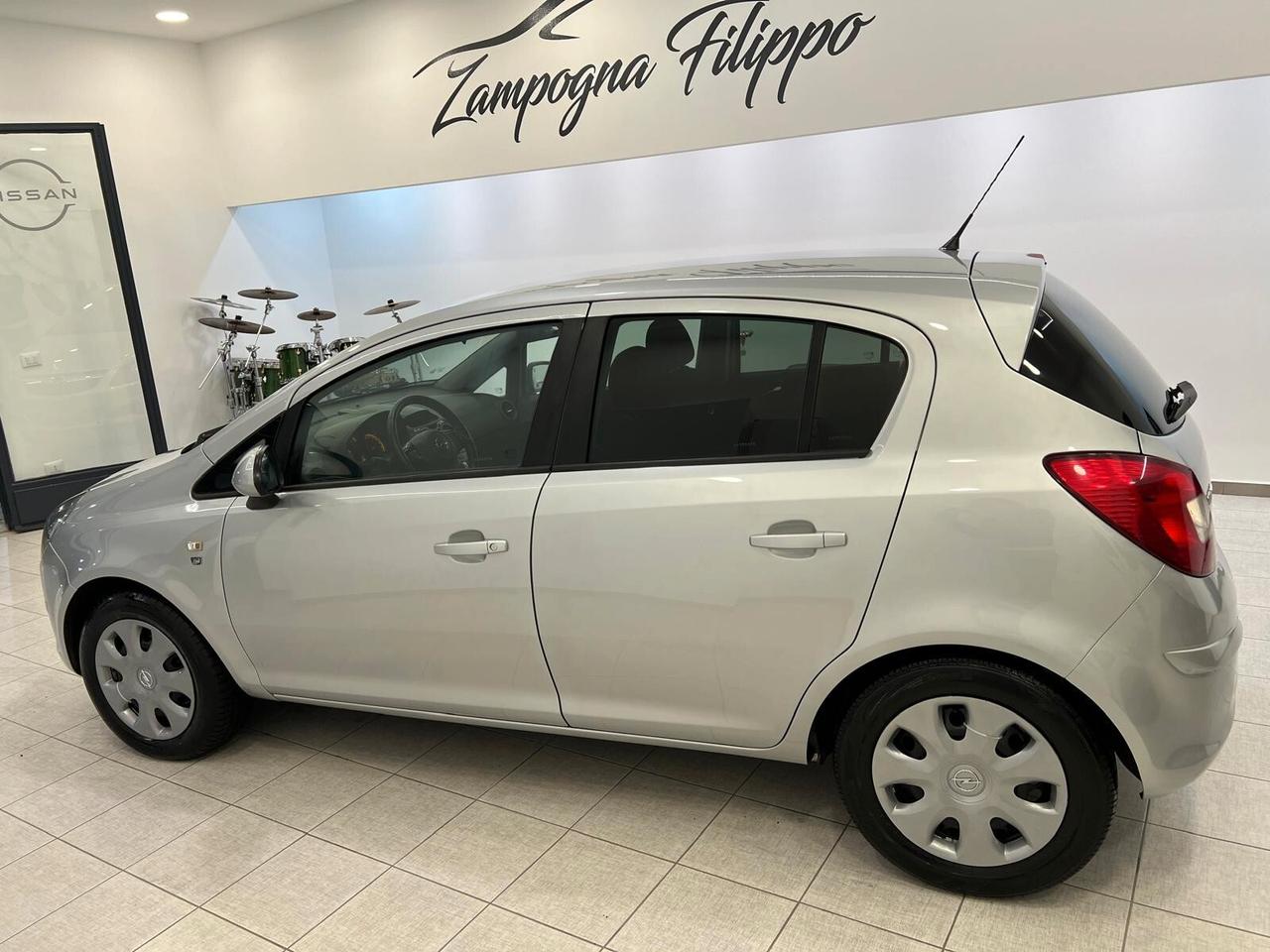 Opel Corsa 1.3 CDTI 75CV 5porte Cosmo 2010