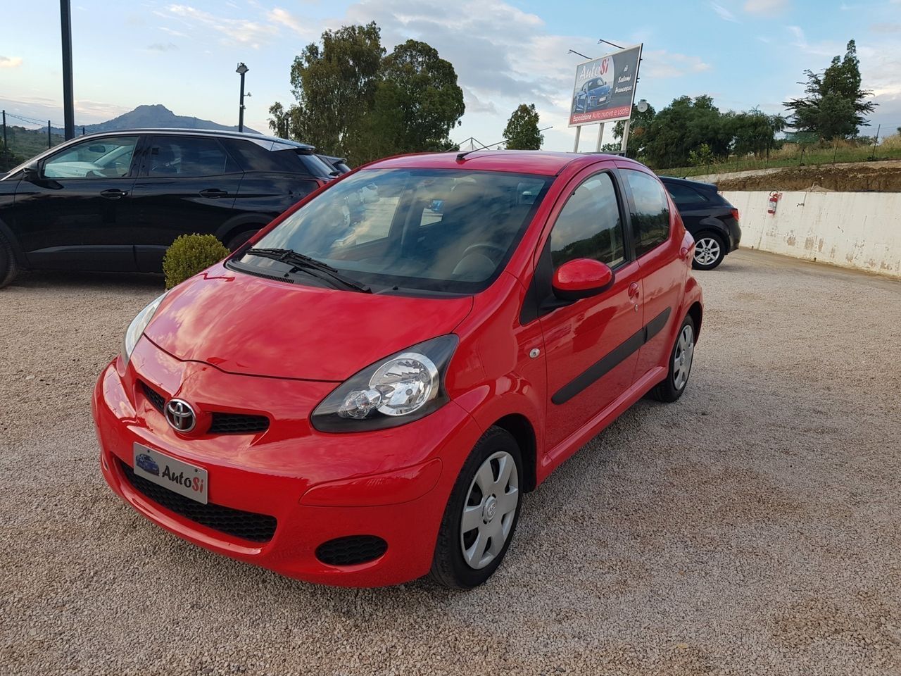 Toyota Aygo 1.0 12V VVT-i 5 porte