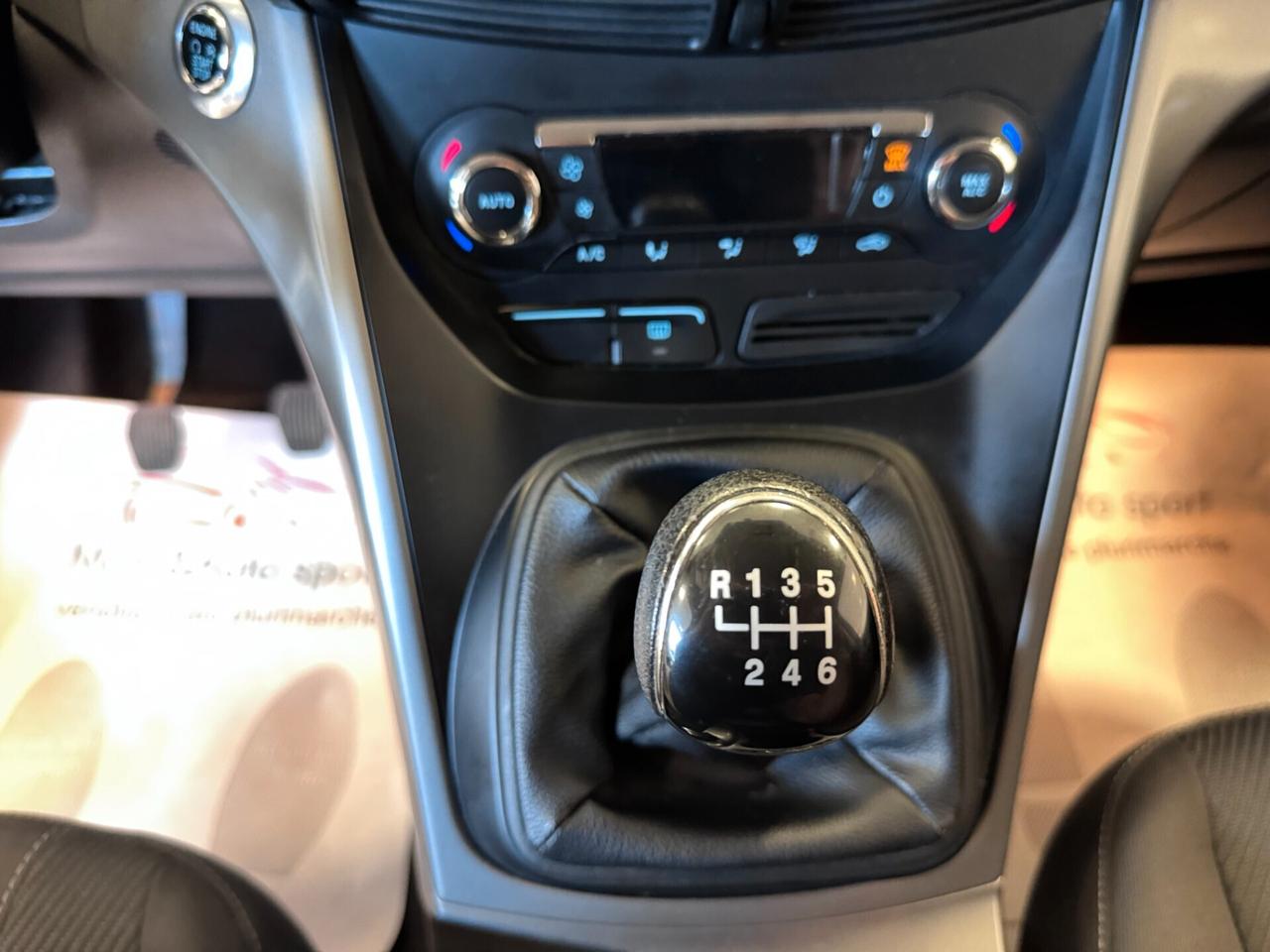 Ford Kuga 2.0 TDCI 115 CV 2WD Titanium