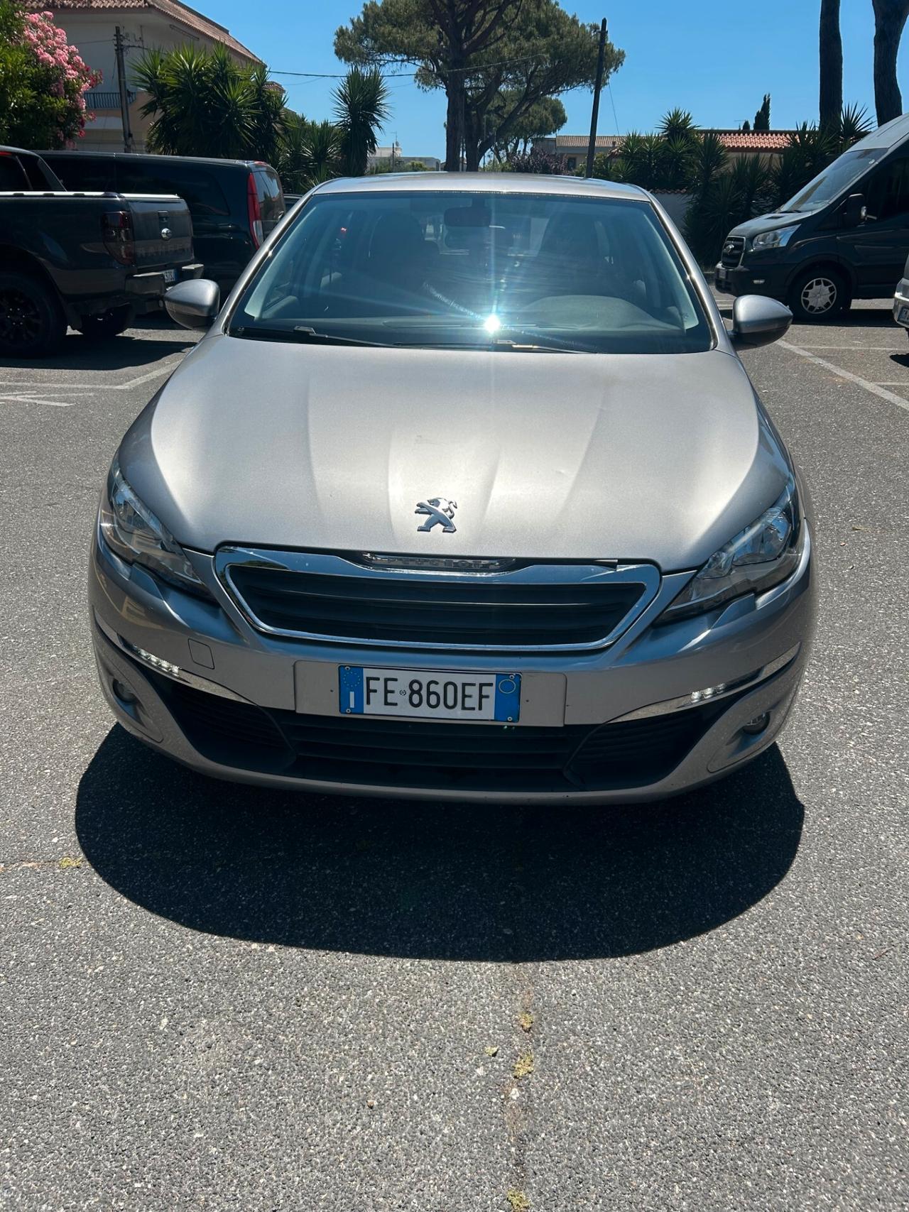 Peugeot 308 BlueHDi 100 S&S Business