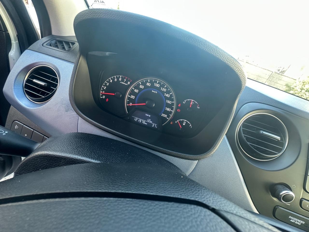Hyundai i10 1.0 MPI Sound Edition