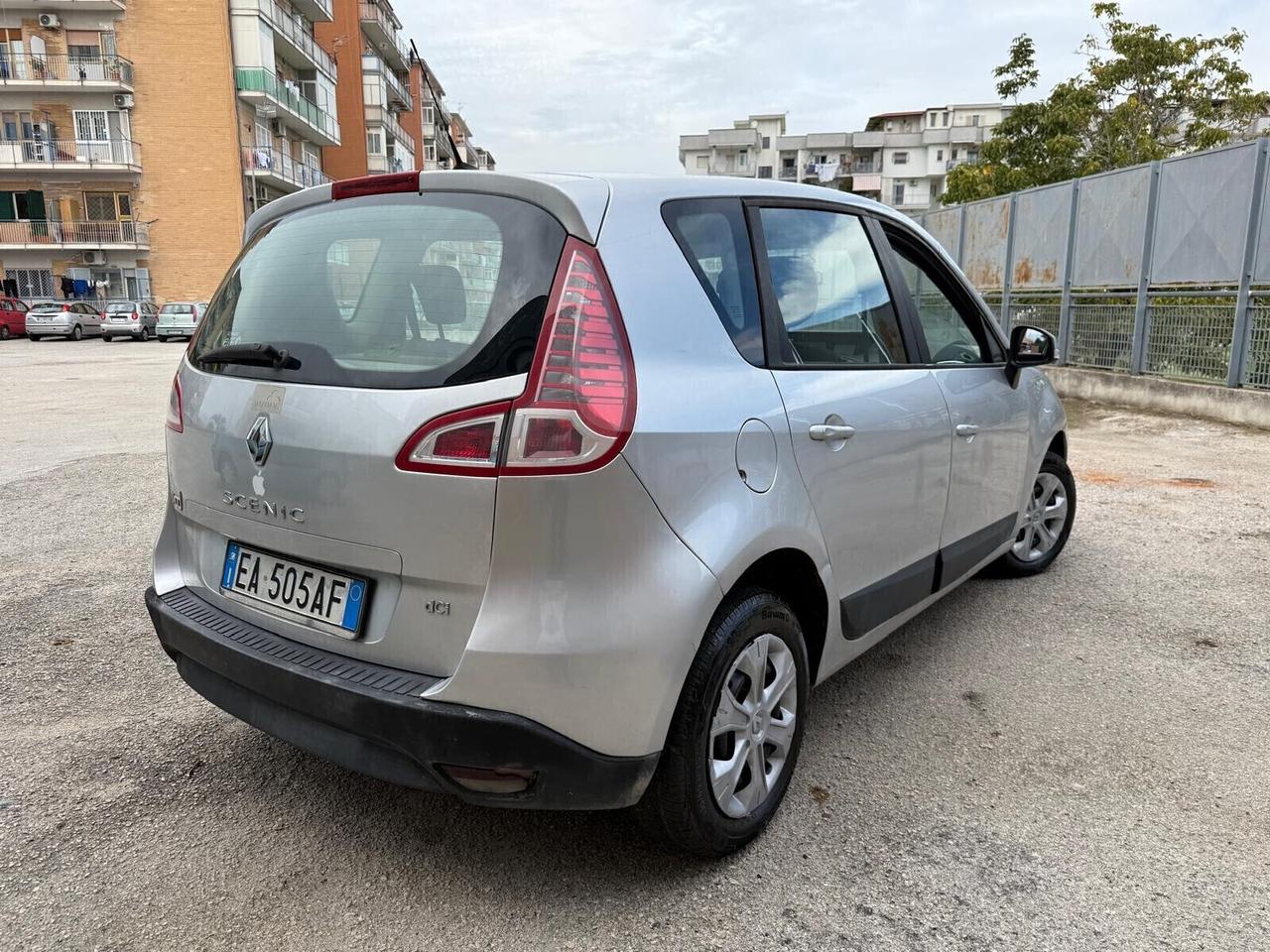 Renault Scenic Scénic X-Mod 1.5 dCi 110CV Dynamique