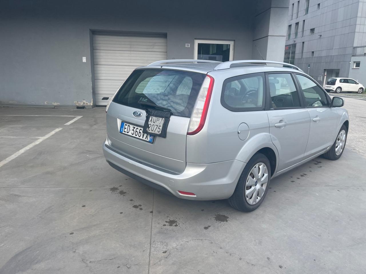 Ford Focus 1.6 105 CV SOLO 100 MILA KM