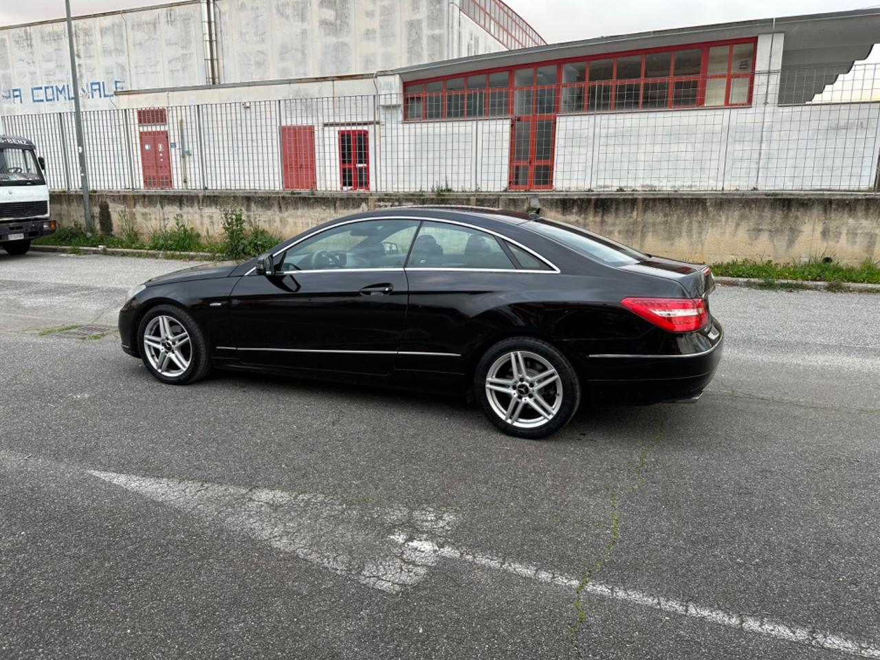 Mercedes-benz E 220 E 220 CDI Coupé BlueEFFICIENCY Executive