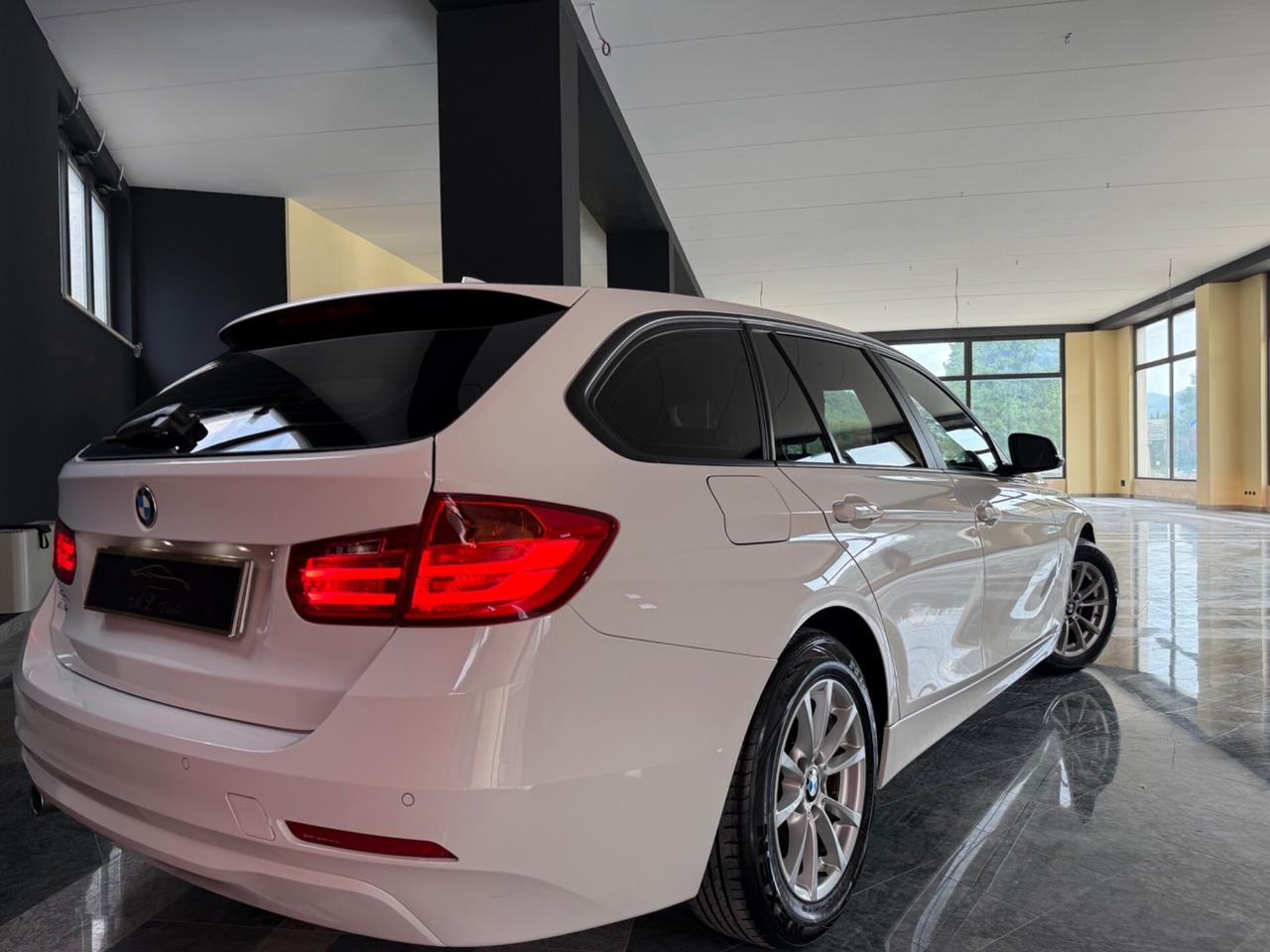 Bmw 316 316d Touring Luxury 2.0 OK NEOPATENTATI