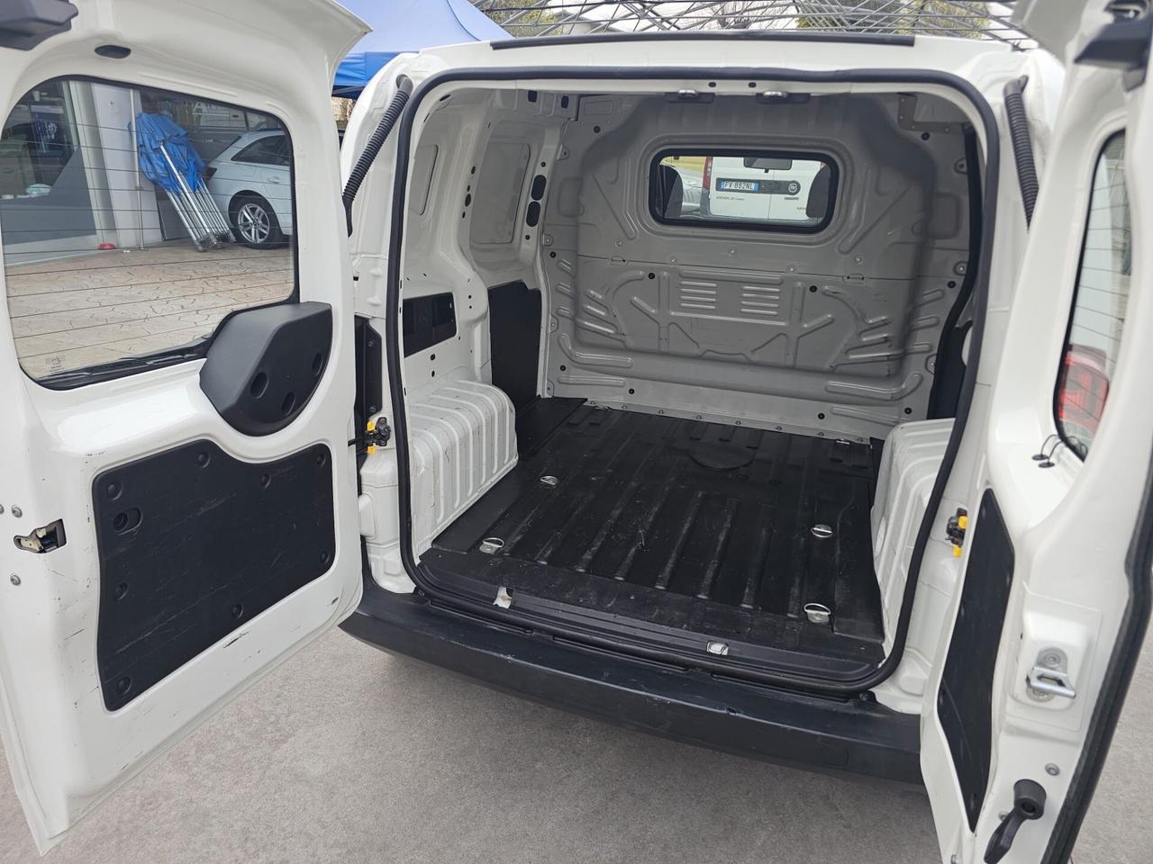 FIAT FIORINO / 2016 / 4P / VETT. FURGONATA 1.3 MULTIJET 80 CV E6 SX