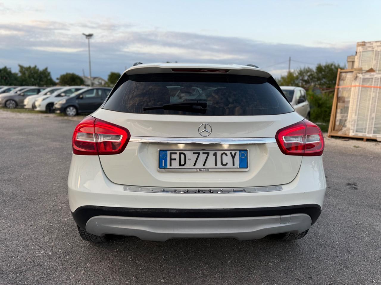 Mercedes-benz GLA 180 d Automatic Executive