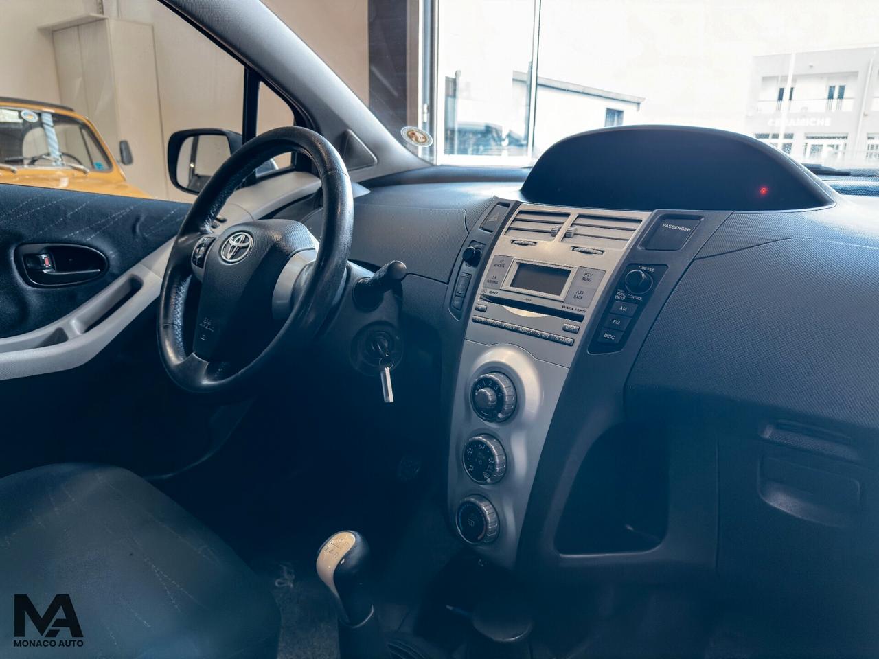 TOYOTA YARIS 1.0 70CV 2006