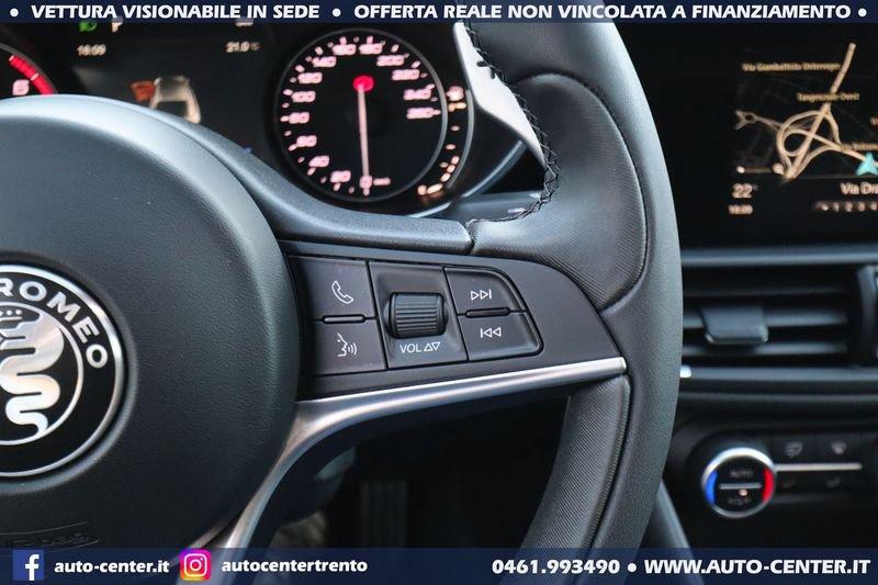 Alfa Romeo Giulia 2.0 Turbo 200CV AT8 Super TETTO