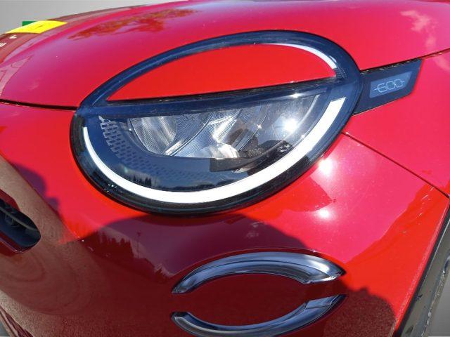 FIAT 600 Hybrid 100 CV DCT MHEV La Prima