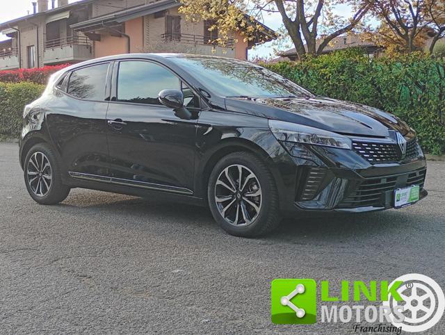 RENAULT Clio TCe 90 CV 5 porte Techno