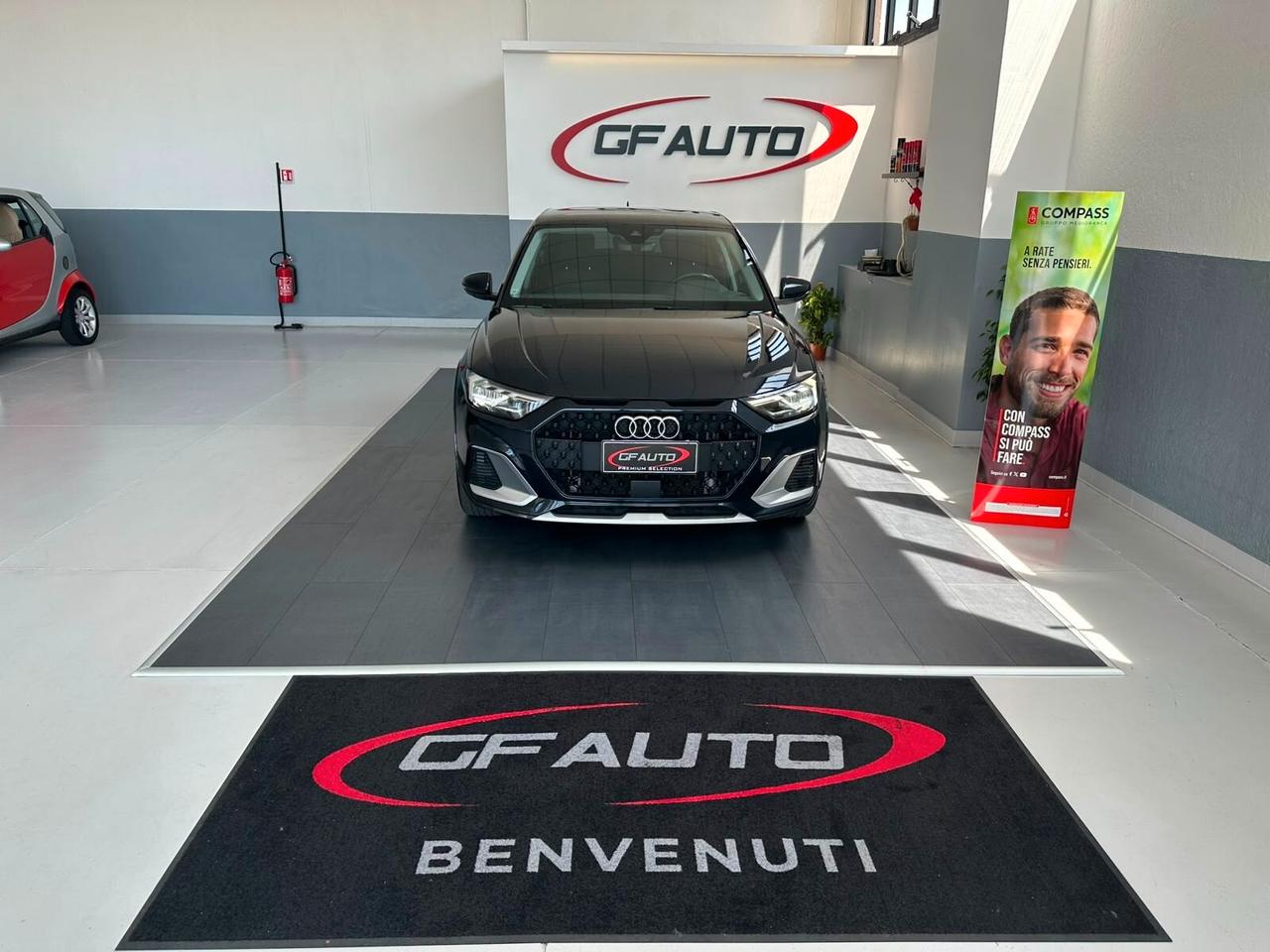 Audi A1 citycarver 30 TFSI S tronic Identity Contrast