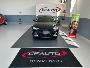 Audi A1 citycarver 30 TFSI S tronic Identity Contrast