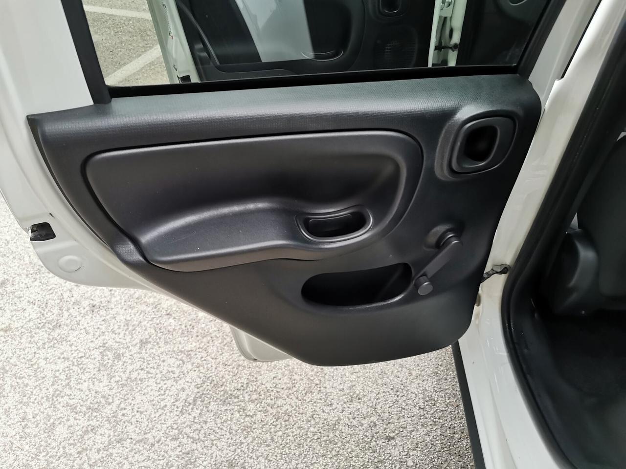 Fiat Panda 1.0 FireFly S&S Hybrid City Cross IVA DETRAIBILE