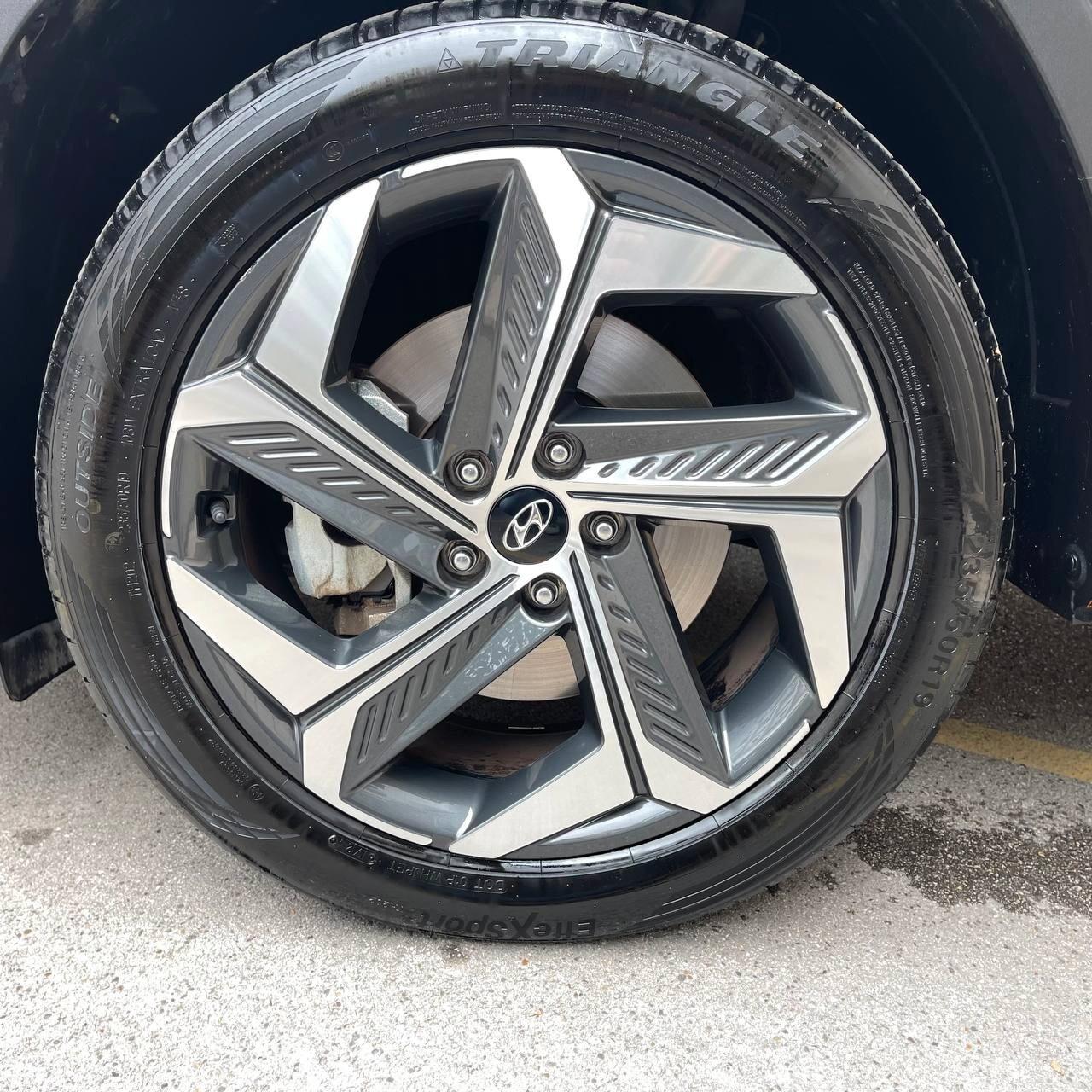 Hyundai Tucson 1.6 HEV 4WD aut. XLine
