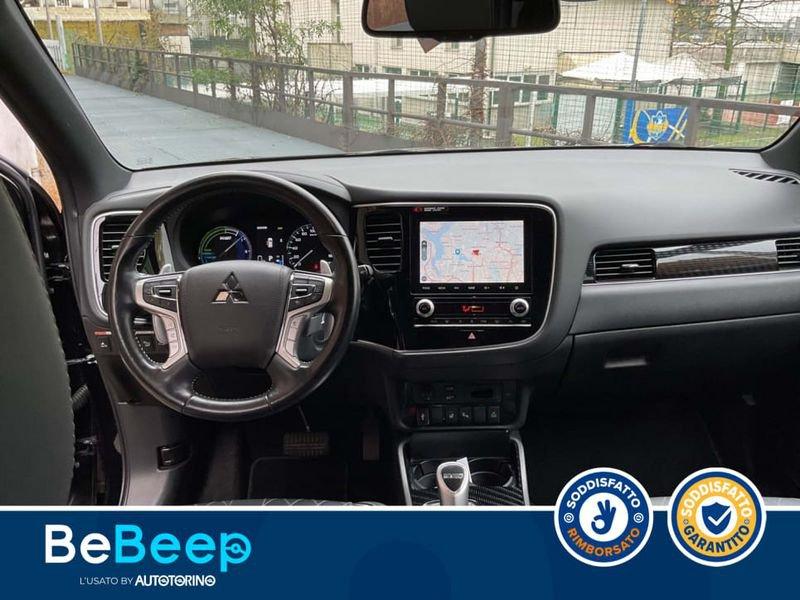 Mitsubishi Outlander PHEV 2.4 DIAMOND 4WD