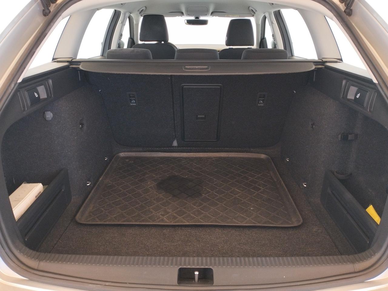 Skoda Octavia 1.6 TDI SCR 115 CV Wagon Executive - NEOPATENTATI