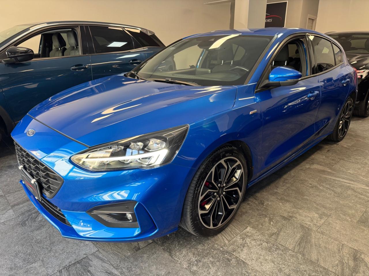 Ford Focus 1.0 EcoBoost 125 CV ST Line Finanziabile