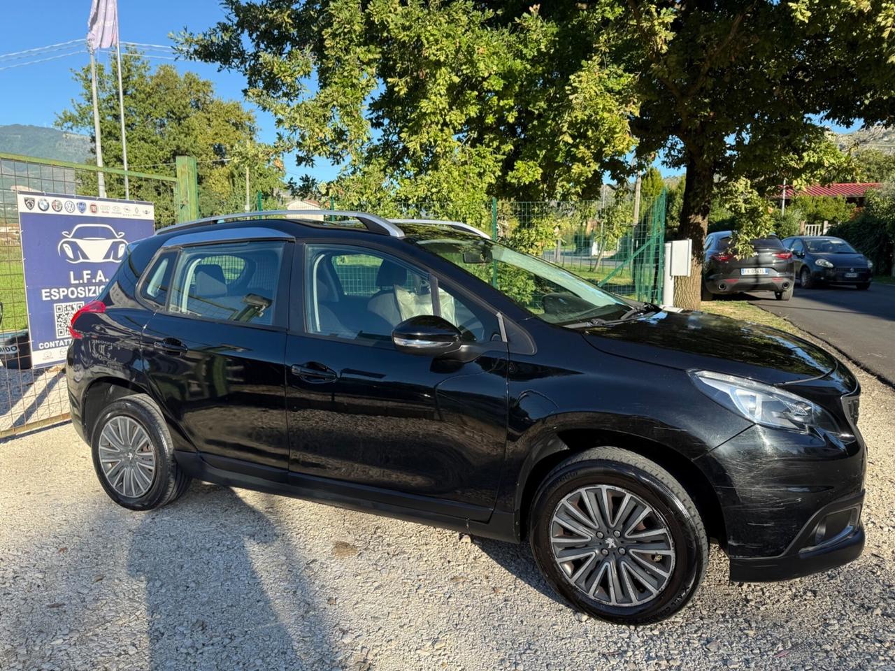 Peugeot 2008 PureTech 82cv neopatentati km certifi