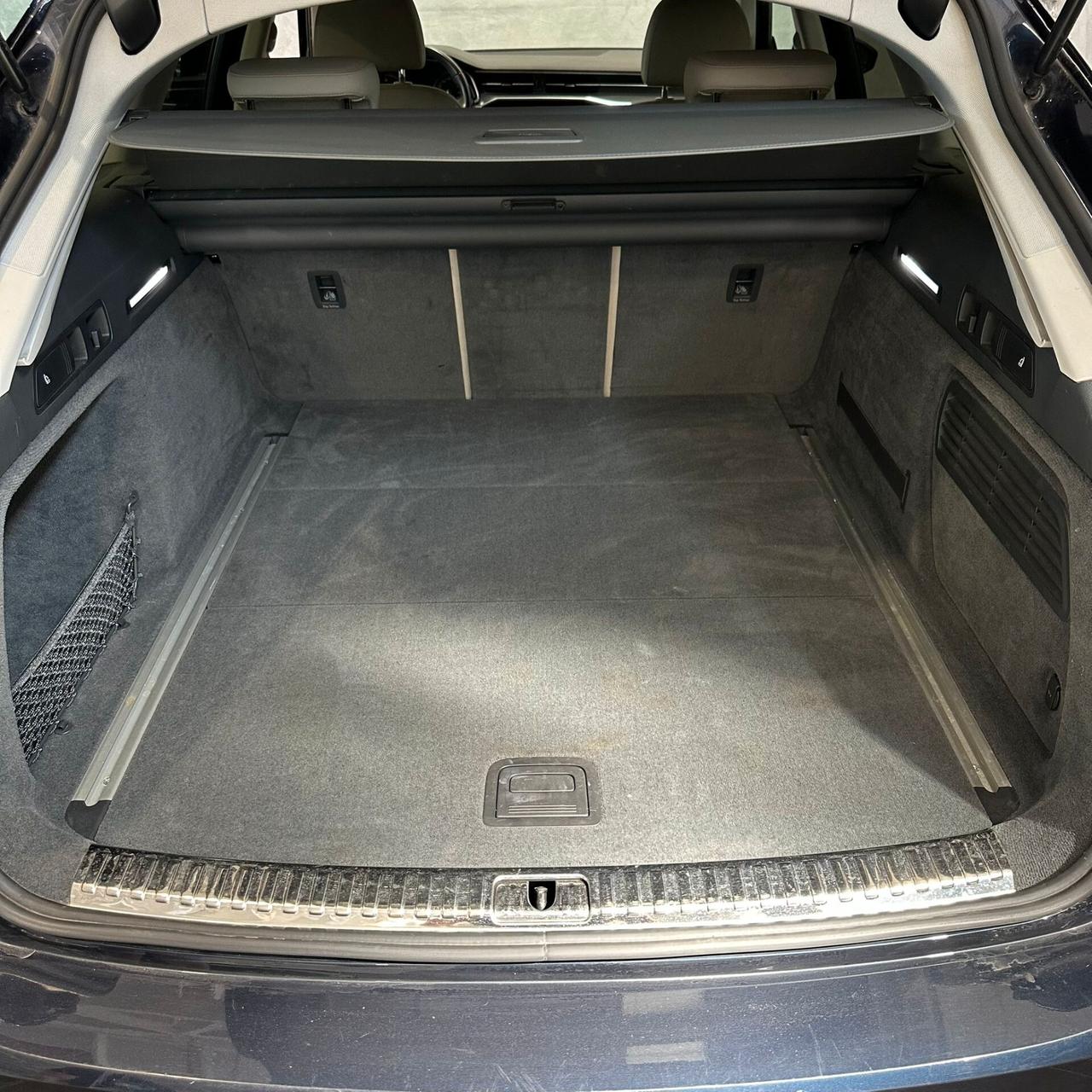 Audi A6 Avant 40 2.0 TDI quattro ultra S tronic S-LINE