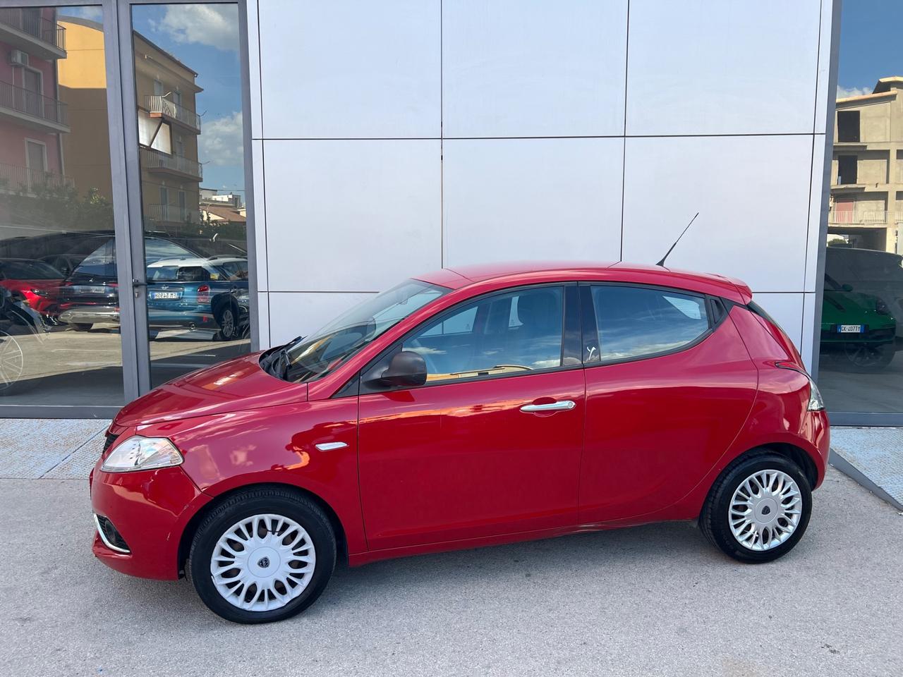 Lancia Ypsilon 1.3 mjt Platinum