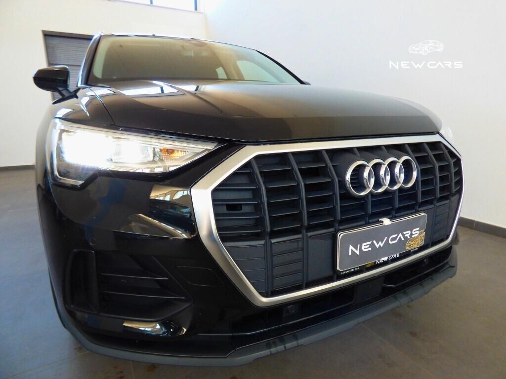 Audi Q3 35 TDI S tronic Business