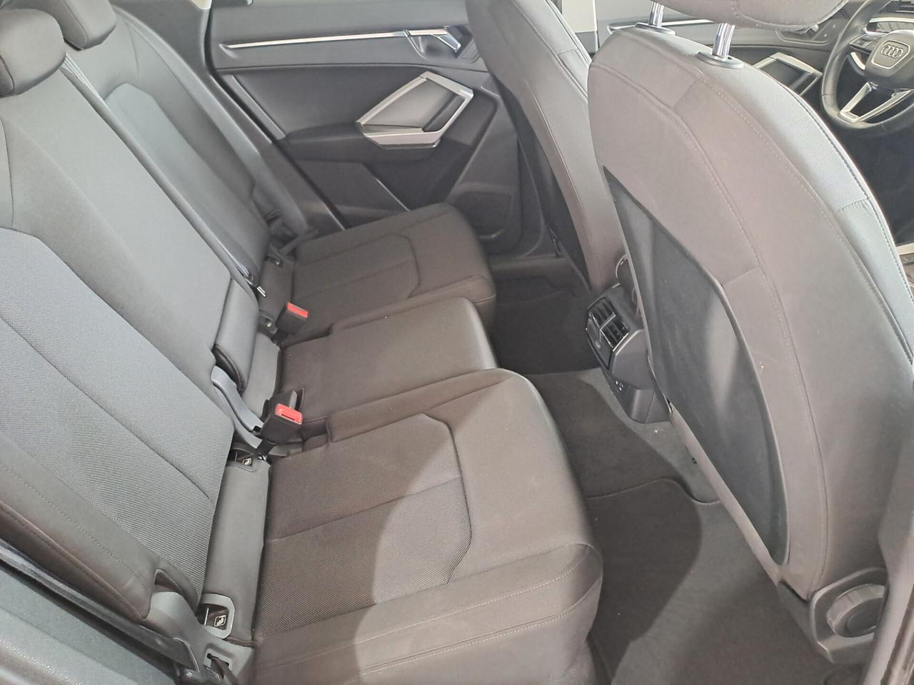 Audi Q3 35 TDI S tronic 150cv