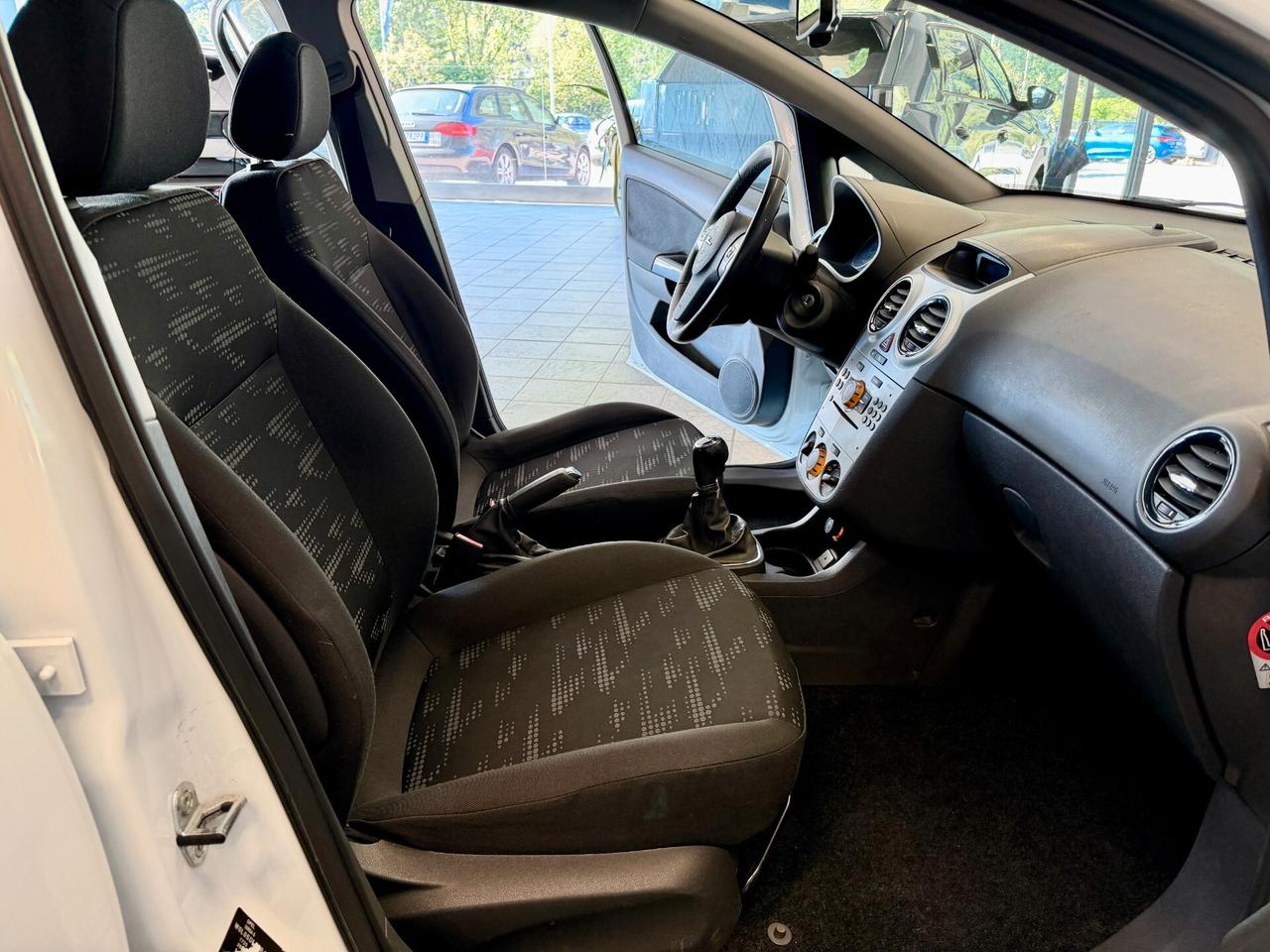 Opel Corsa 1.3 CDTI 95CV 5 porte Cosmo-NEOPATENTATI-