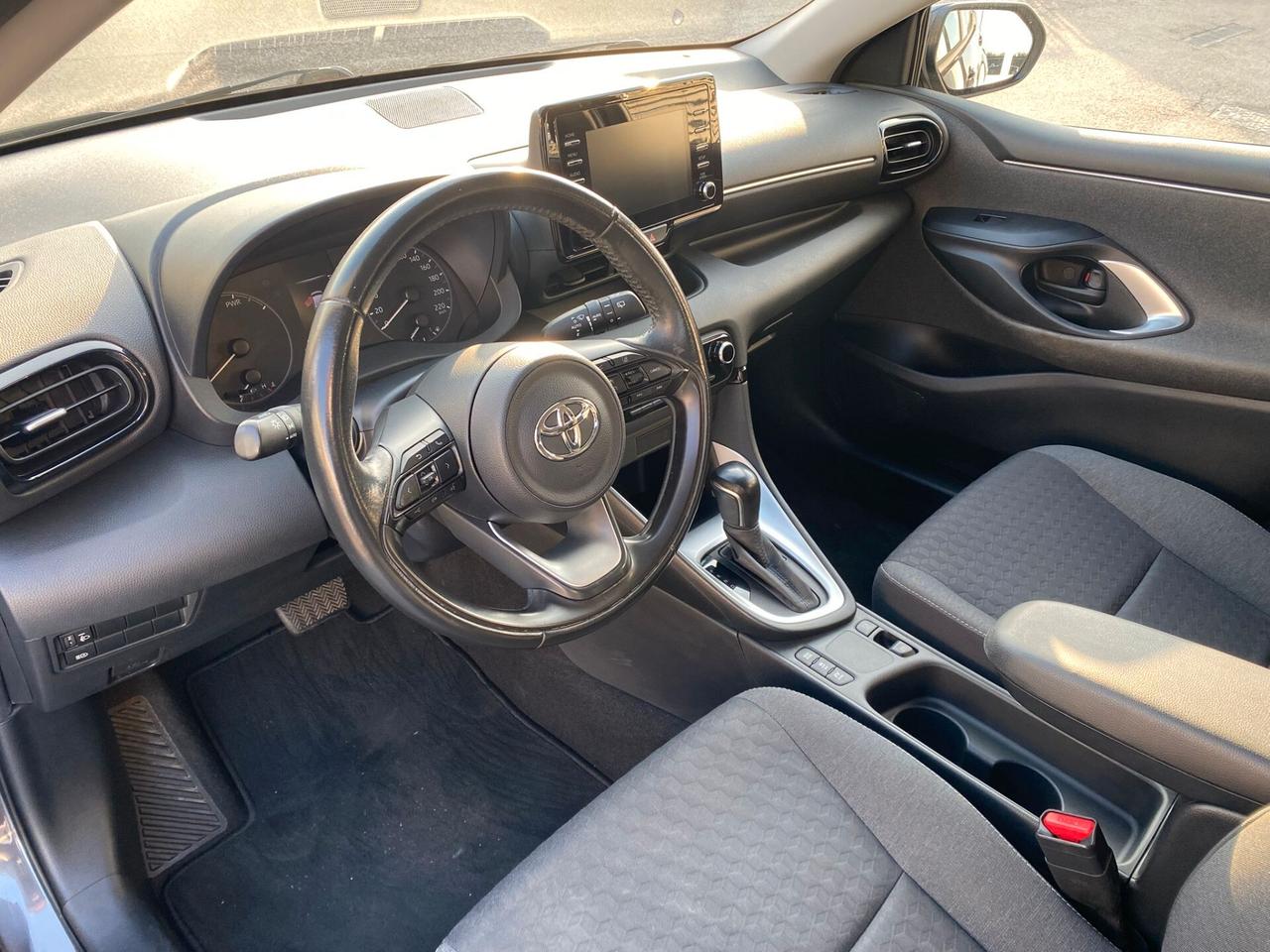 Toyota Yaris 1.5 Hybrid 5 porte Business