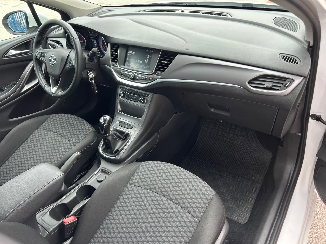 Opel Astra 1.6 CDTi 95 cavalli 2016 bixeno