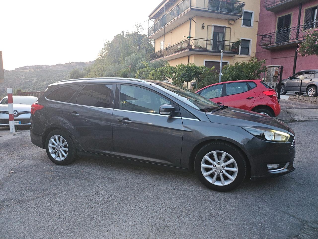 Ford Focus 1.5 TDCi 120CV TITANIUM 139.000km 2015