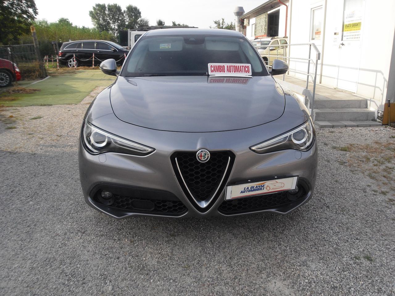 Alfa Romeo Stelvio 2.2 Turbodiesel 150 CV AT8 RWD Super