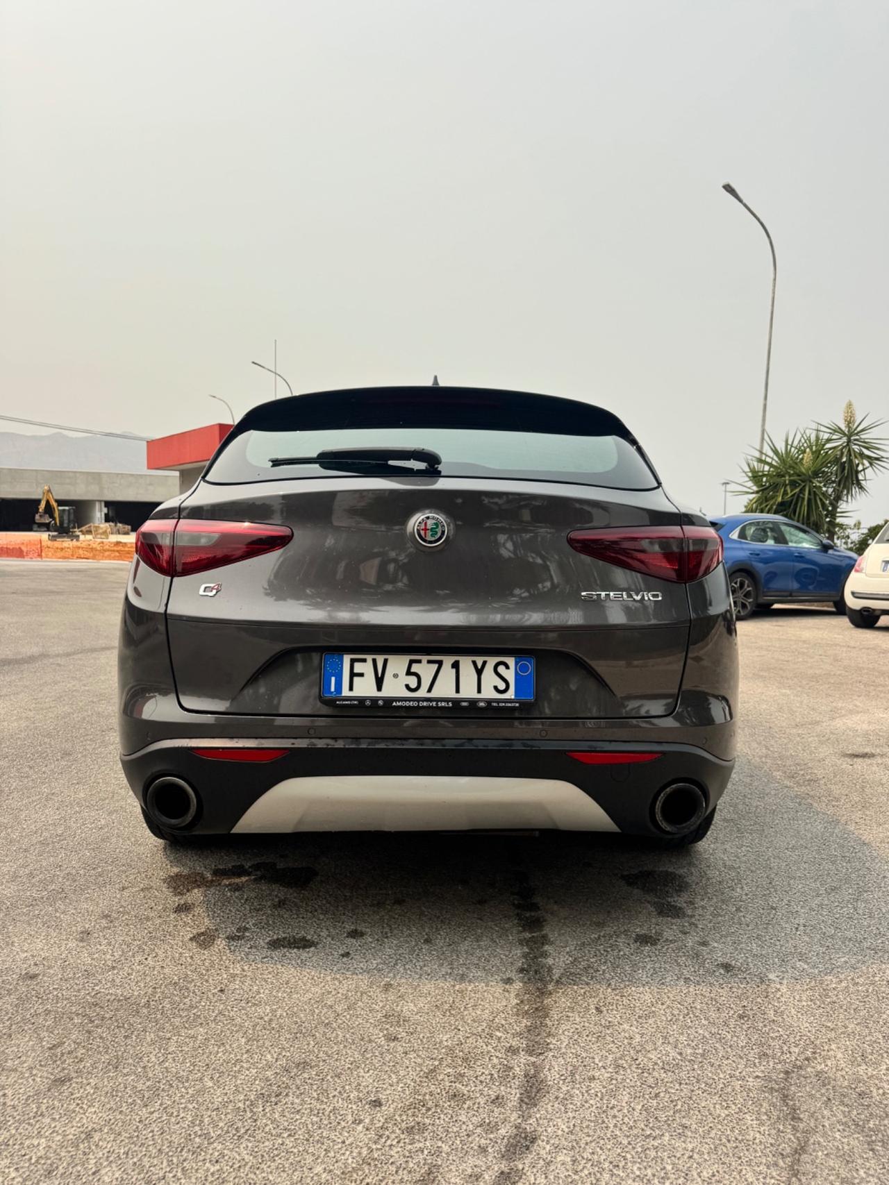 Alfa Romeo Stelvio 2.2 Turbodiesel 190 CV AT8 Q4 Executive