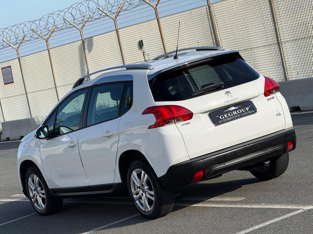 Peugeot 2008 BlueHDi 100 Allure-TETTO-FULL-PERMUTABILE
