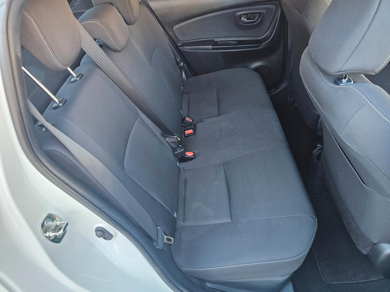 Toyota Yaris 1.5 Hybrid 5 porte Y20 Bitone