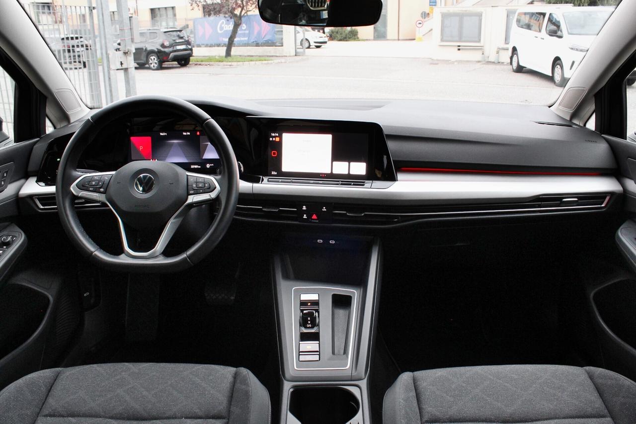 Volkswagen Golf 2.0 TDI 115CV DSG SCR Life ***BLACK WEEK -5% di sconto***