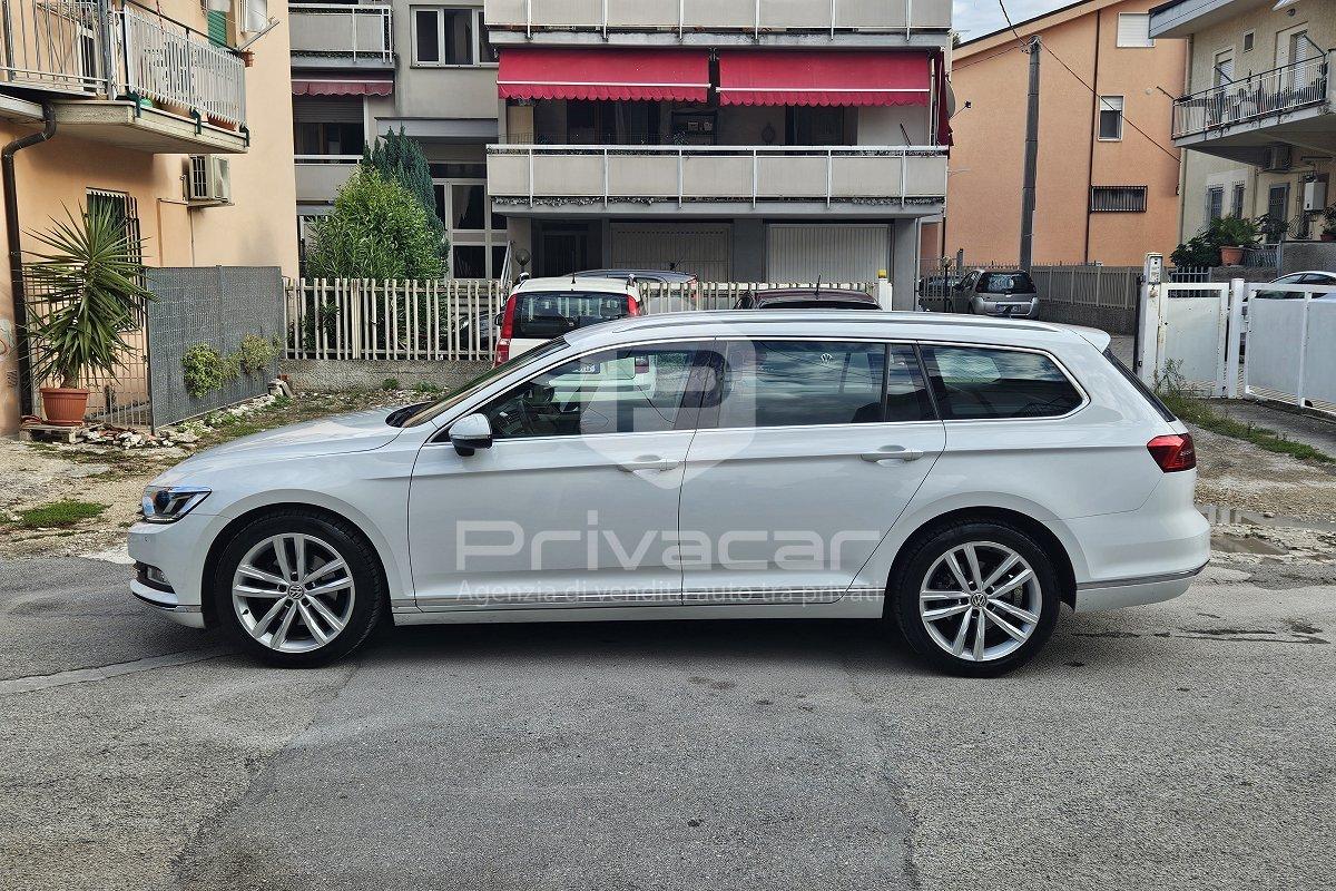 VOLKSWAGEN Passat Variant 2.0 TDI DSG Executive BlueMotion Tech.