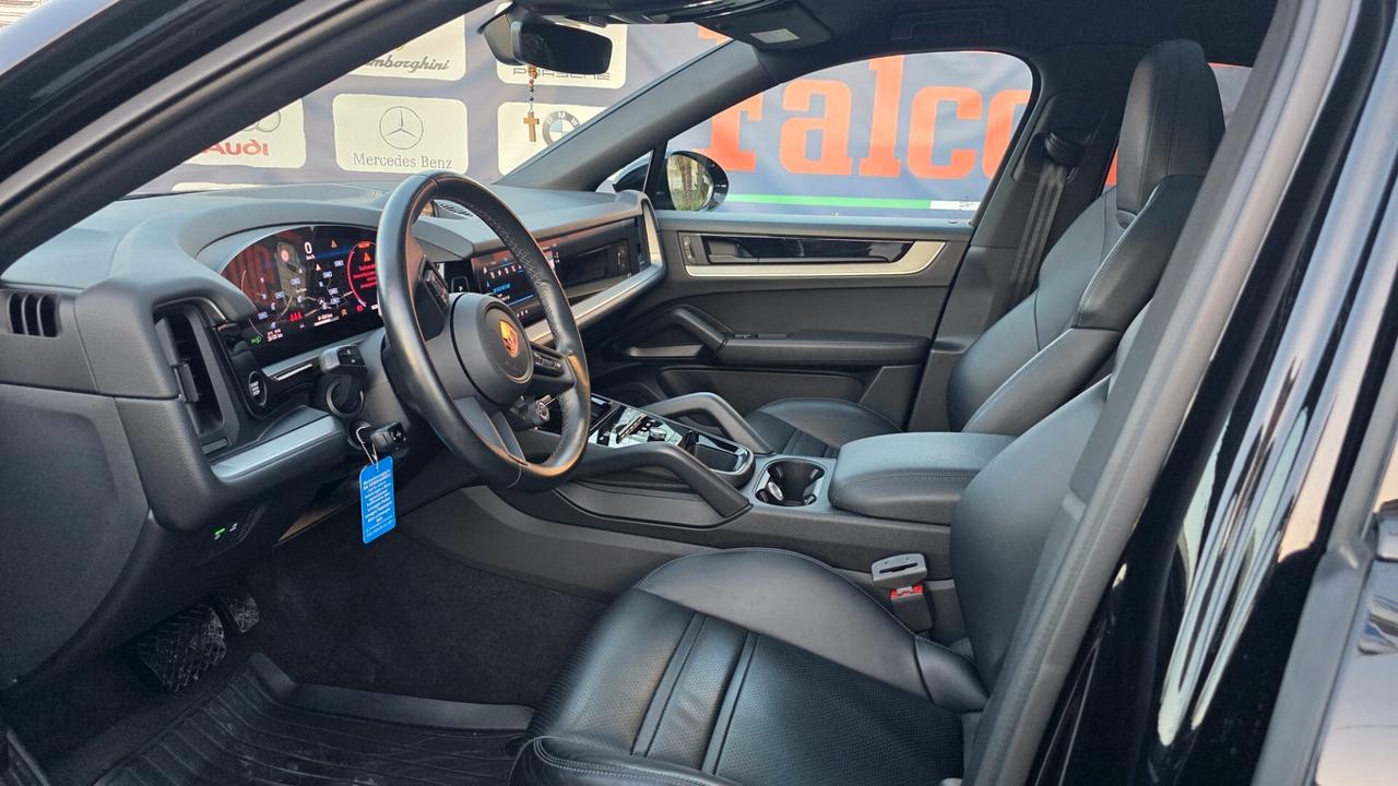 Porsche Cayenne Coupé 3 schermi Full
