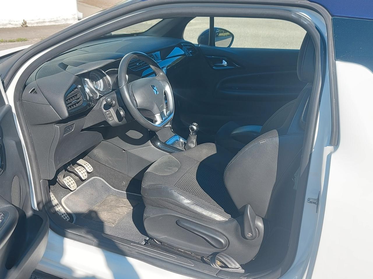 Ds DS3 3 1.6 e-HDi 90 airdream Sport Chic Cabrio