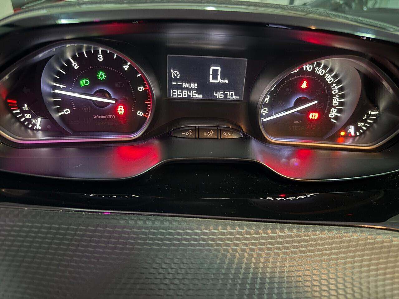 Peugeot 2008 BlueHDi 100 Active