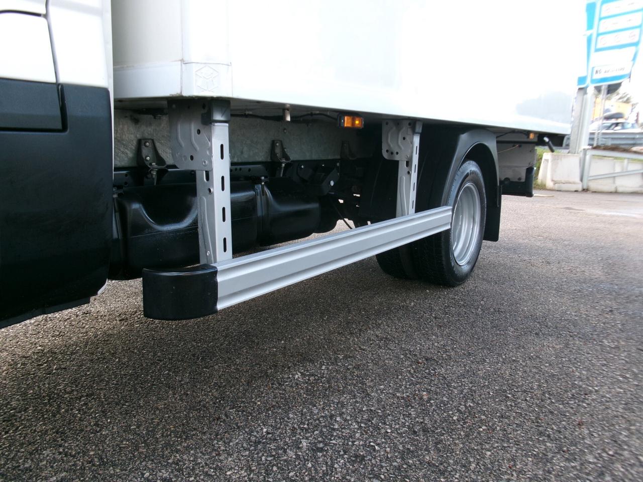 Iveco Daily 35C14 2.3 140CV E6D HI-MATIC FRIGO ATP FRBX 10/2028 7 PEDANE