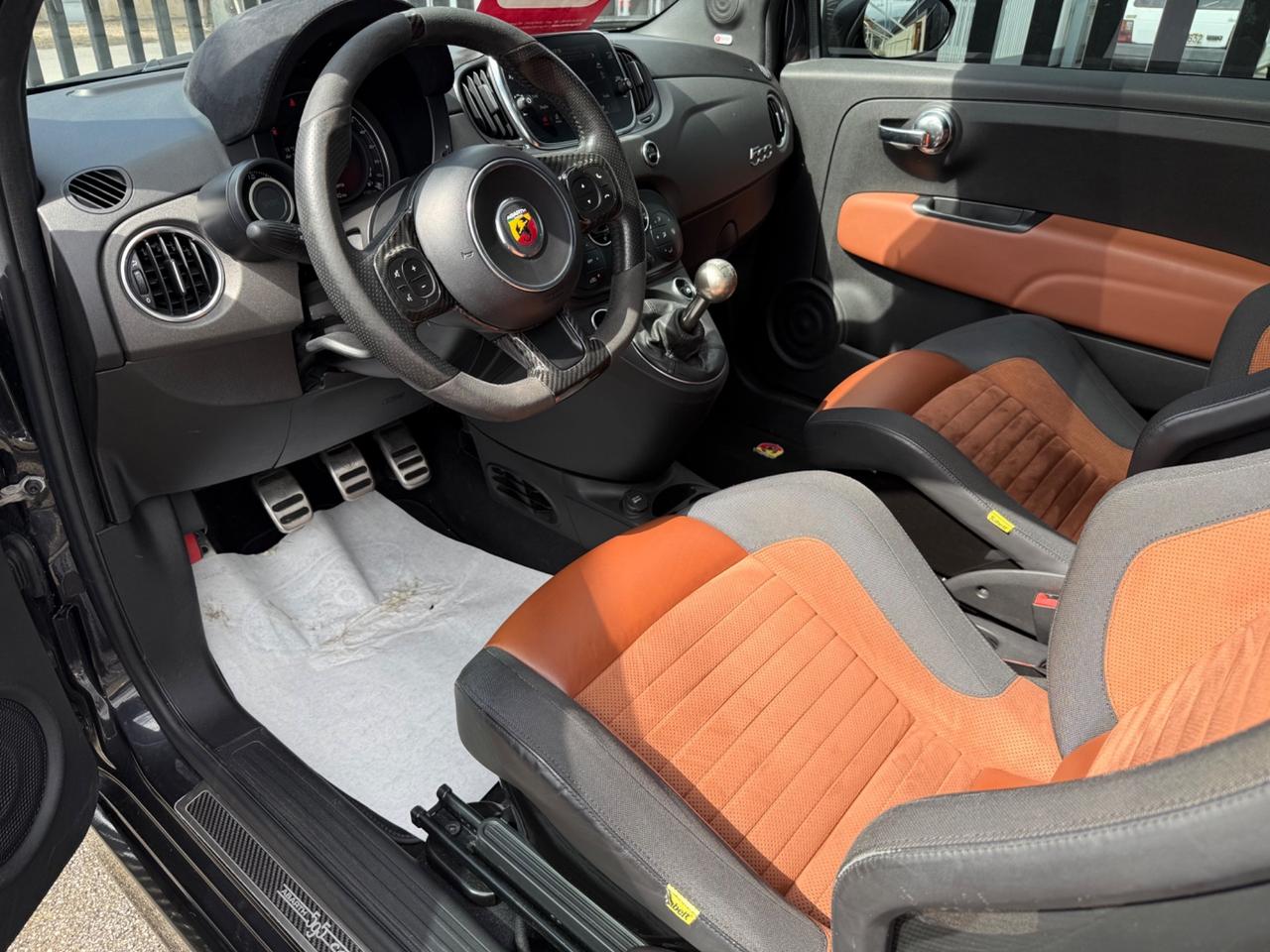 Abarth 595 1.4 Turbo T-Jet 180 CV Competizione