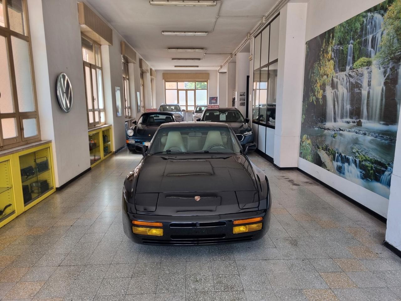Porsche 944 allestimento S2, clima, sedili elettrici