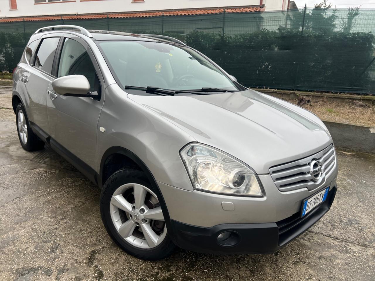 NISSAN QASHQAI 2.0 DIESEL 4X4 7 POSTI FULL OPTIONAL