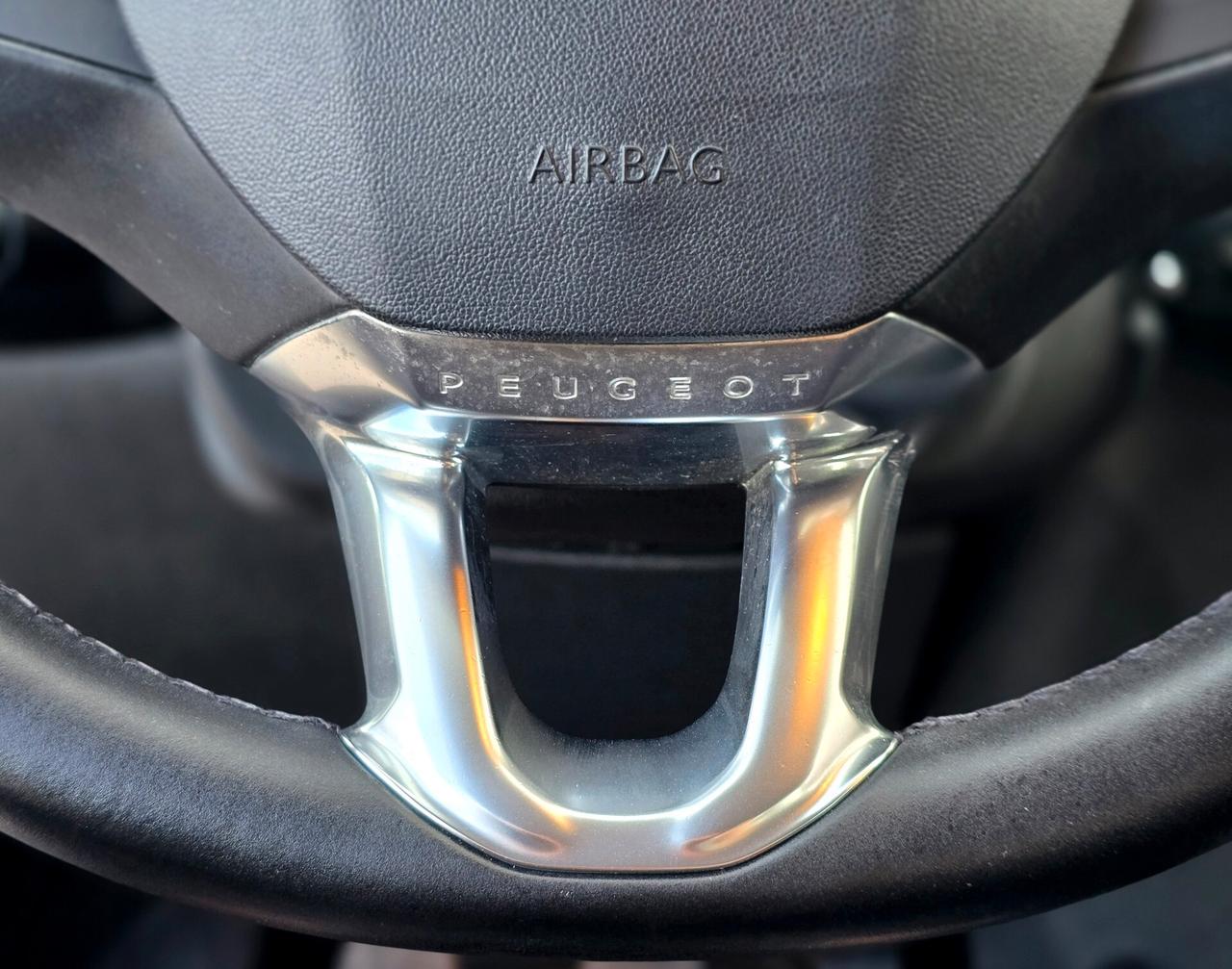 PEUGEOT 2008 ALLURE 1.6 HDI 2017 STRAFULL NUOVA